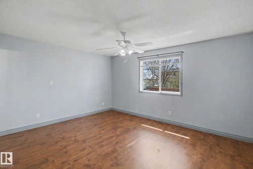 1 Deer Park Road, Spruce Grove, AB - Indoor Photo Showing Other Room