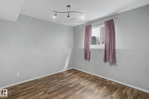 1 Deer Park Road, Spruce Grove, AB - Indoor Photo Showing Other Room