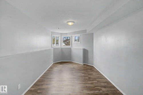 1 Deer Park Road, Spruce Grove, AB - Indoor Photo Showing Other Room