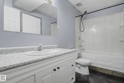 1 Deer Park Road, Spruce Grove, AB - Indoor Photo Showing Bathroom