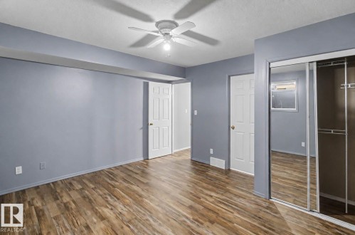 1 Deer Park Road, Spruce Grove, AB - Indoor Photo Showing Other Room