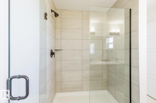 286 Lodge Pole Place, Leduc, AB - Indoor Photo Showing Bathroom