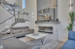 1152 CHRISTIE VISTA  Edmonton, AB T6W 4S5