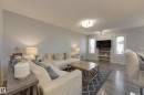 927 Ebbers Crescent, Edmonton, AB  - Indoor Photo Showing Living Room 