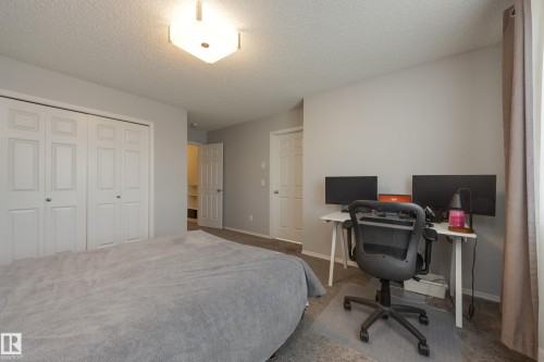 927 Ebbers Crescent, Edmonton, AB - Indoor Photo Showing Other Room