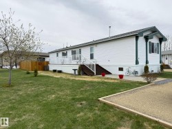 17 Midland Road Millet, AB T0C 1Z0