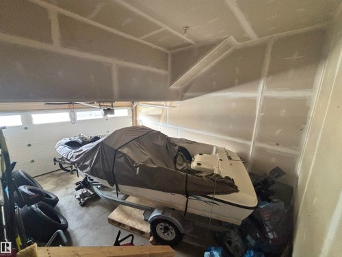 Image quality insufficient for description - 11 James Crescent, St. Albert, AB - Indoor Photo Showing Garage