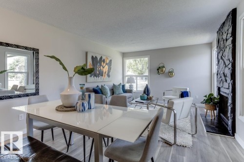 7032 Mill Woods Road, Edmonton, AB - Indoor Photo Showing Other Room