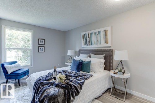 7032 Mill Woods Road, Edmonton, AB - Indoor Photo Showing Bedroom
