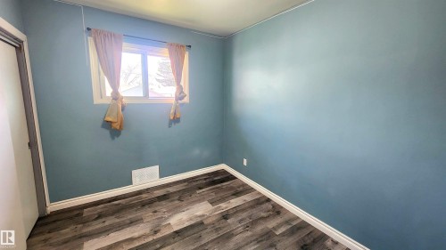 Image quality insufficient for description - 12139 81 Street, Edmonton, AB - Indoor Photo Showing Other Room