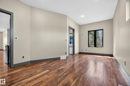 11908 41A Avenue, Edmonton, AB - Indoor Photo Showing Other Room