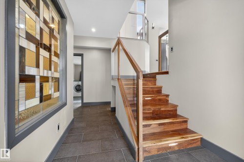 11908 41A Avenue, Edmonton, AB - Indoor Photo Showing Other Room