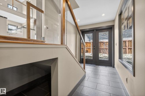 11908 41A Avenue, Edmonton, AB - Indoor Photo Showing Other Room