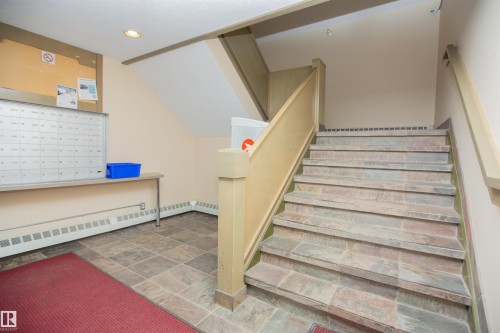 213 11033 127 Street, Edmonton, AB - Indoor Photo Showing Other Room