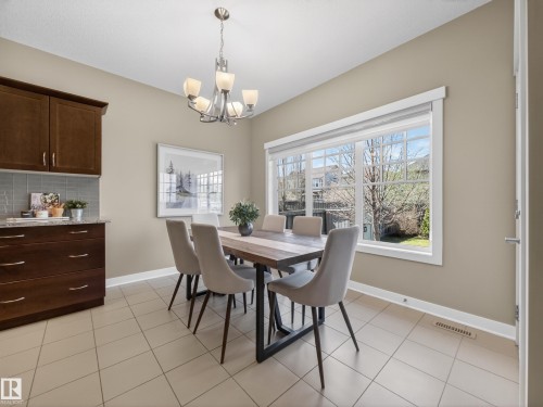 2729 Anderson Crescent, Edmonton, AB - Indoor Photo Showing Dining Room