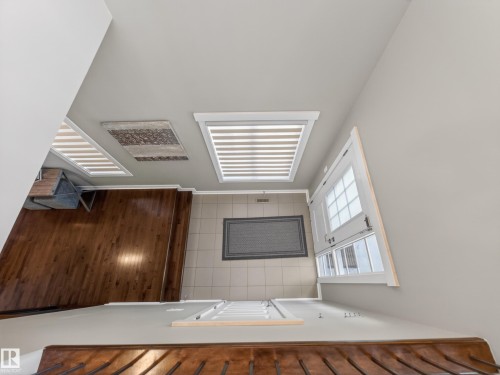 2729 Anderson Crescent, Edmonton, AB - Indoor Photo Showing Other Room