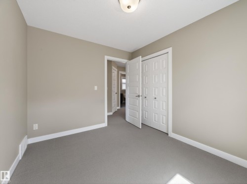 2729 Anderson Crescent, Edmonton, AB - Indoor Photo Showing Other Room