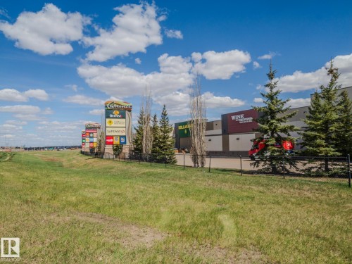 2729 Anderson Crescent, Edmonton, AB - Outdoor With View