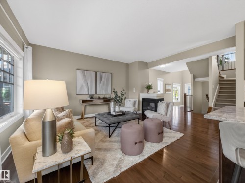 2729 Anderson Crescent, Edmonton, AB - Indoor Photo Showing Living Room With Fireplace