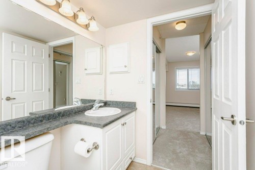 423 13625 34 Street, Edmonton, AB - Indoor Photo Showing Bathroom