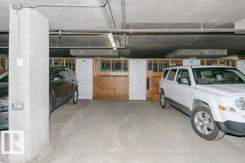 423 13625 34 Street, Edmonton, AB - Indoor Photo Showing Garage