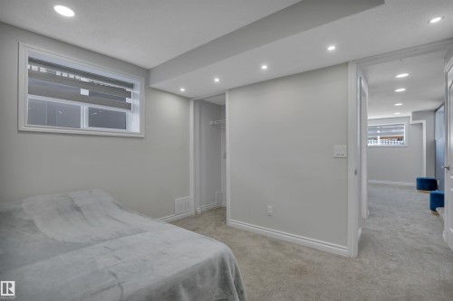 16109 129A Street, Edmonton, AB - Indoor Photo Showing Bedroom