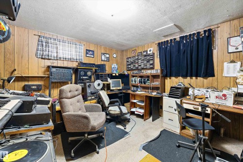 13508 111 Street, Edmonton, AB 