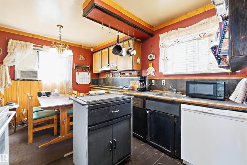 13508 111 Street, Edmonton, AB 