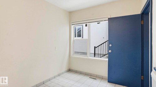10919 68 Avenue, Edmonton, AB - Indoor Photo Showing Other Room
