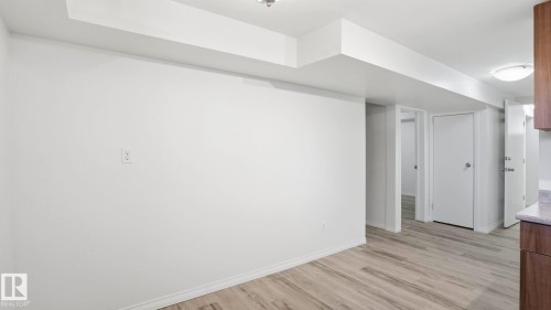 10919 68 Avenue, Edmonton, AB - Indoor Photo Showing Other Room