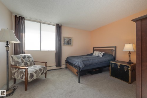 306 12121 Jasper Avenue, Edmonton, AB - Indoor Photo Showing Bedroom