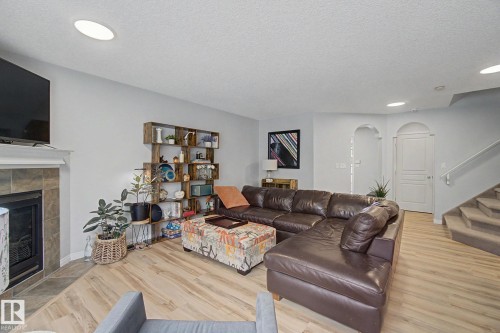 13536 149A Avenue, Edmonton, AB - Indoor Photo Showing Living Room With Fireplace