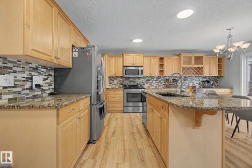 13536 149A Avenue, Edmonton, AB - Indoor Photo Showing Kitchen With Stainless Steel Kitchen