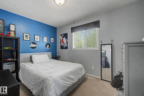 13536 149A Avenue, Edmonton, AB - Indoor Photo Showing Bedroom