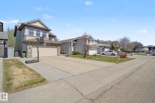 13536 149A Avenue, Edmonton, AB - Outdoor