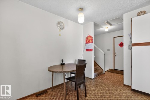 8317 157 Avenue, Edmonton, AB 
