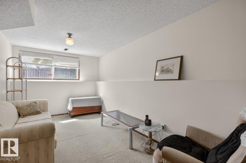 8317 157 Avenue, Edmonton, AB 