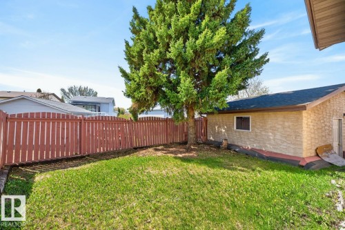 8317 157 Avenue, Edmonton, AB 