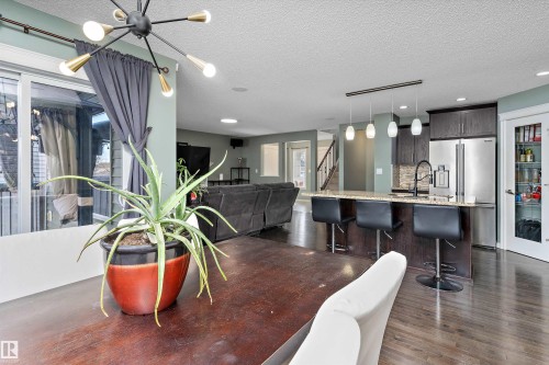 1332 72 Street, Edmonton, AB - Indoor