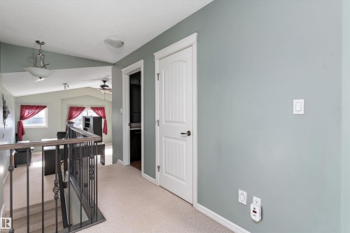 1332 72 Street, Edmonton, AB - Indoor Photo Showing Other Room