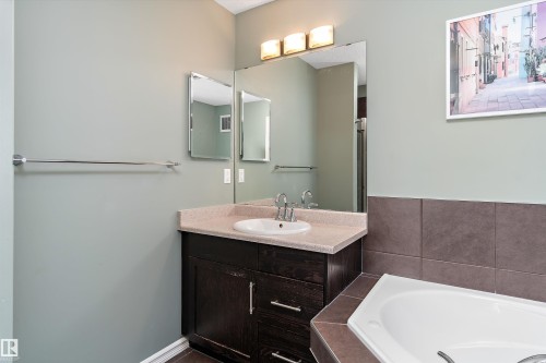 1332 72 Street, Edmonton, AB - Indoor Photo Showing Bathroom