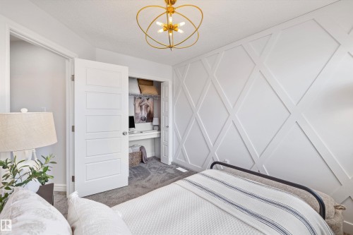 6437 177A Avenue, Edmonton, AB - Indoor Photo Showing Bedroom