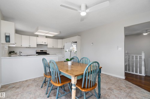 5421 46 Street, Stony Plain, AB - Indoor