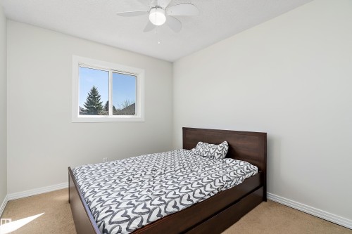 5421 46 Street, Stony Plain, AB - Indoor Photo Showing Bedroom