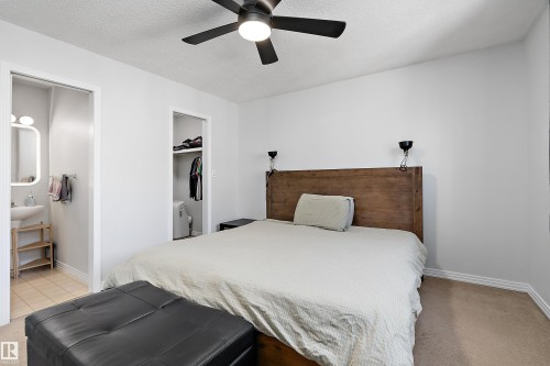 5421 46 Street, Stony Plain, AB - Indoor Photo Showing Bedroom