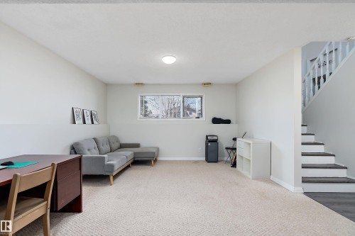 5421 46 Street, Stony Plain, AB - Indoor
