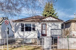 11926 77 Street  Edmonton, AB T5B 2G4