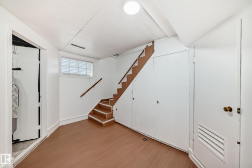 11926 77 Street, Edmonton, AB - Indoor Photo Showing Other Room