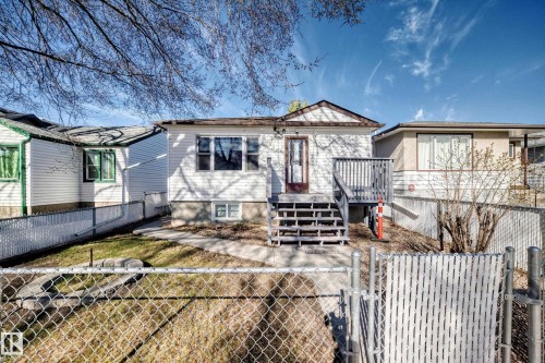 11926 77 Street, Edmonton, AB - Outdoor