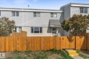 Wood privacy fence enclosing a terraced exterior space - 35 Mcleod Place, Edmonton, AB  - Outdoor 